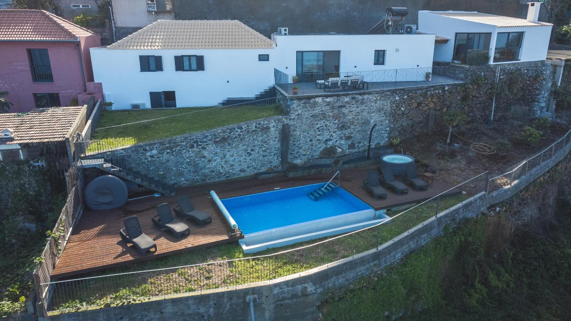 Casa Das Escaleiras By Atlantic Holiday 莫尼兹港 外观 照片