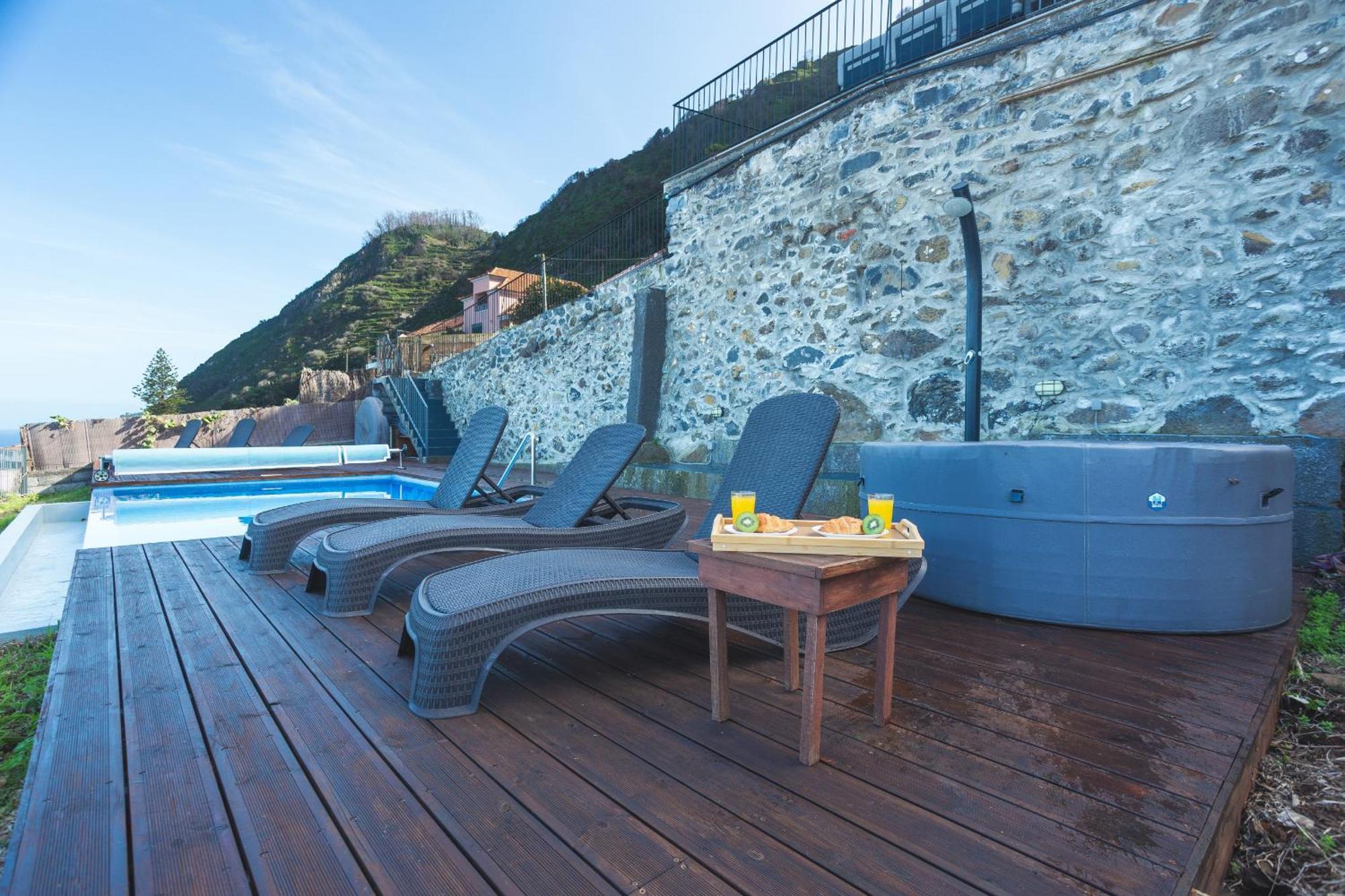 Casa Das Escaleiras By Atlantic Holiday 莫尼兹港 外观 照片